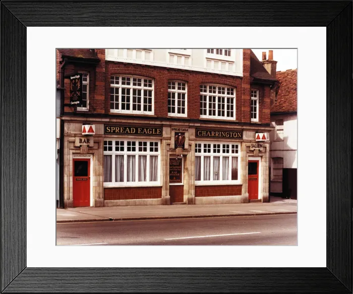 Framed Print : Photograph of Spread Eagle PH, Prittlewell, Essex Framed Print : Photograph of Spread Eagle PH, Prittlewell, Essex