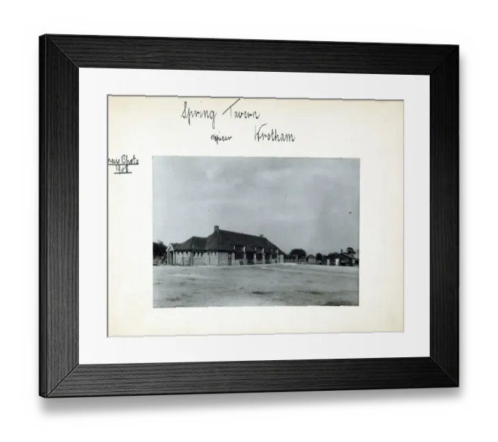 Framed Print : Photograph of Spring Tavern, Wrotham, Kent Framed Print : Photograph of Spring Tavern, Wrotham, Kent