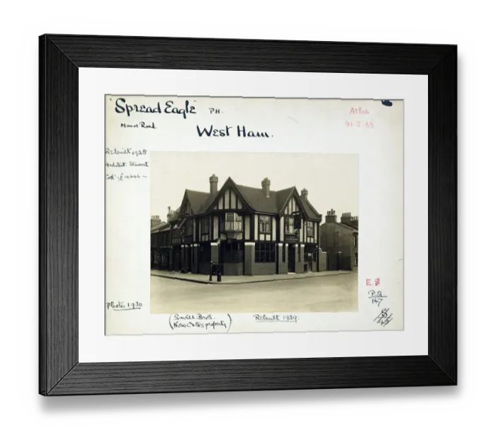 Framed Print : Photograph of Spread Eagle PH, Stratford (New), London Framed Print : Photograph of Spread Eagle PH, Stratford (New), London