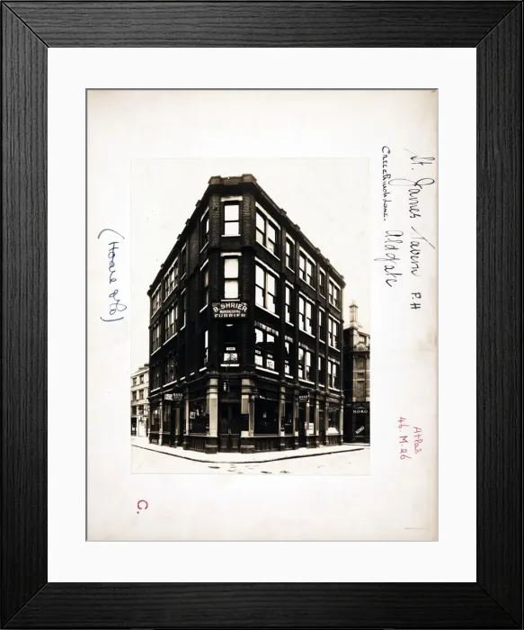Framed Print : Photograph of St James Tavern, Aldgate, London Framed Print : Photograph of St James Tavern, Aldgate, London