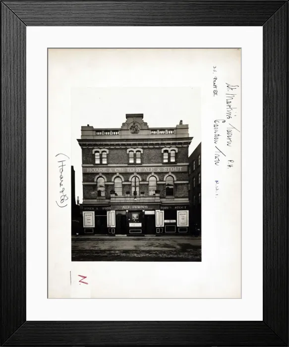 Framed Print : Photograph of St Martins Tavern, Camden Town, London