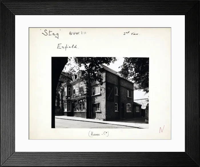 Framed Print : Photograph of Stag PH, Enfield, Greater London Framed Print : Photograph of Stag PH, Enfield, Greater London