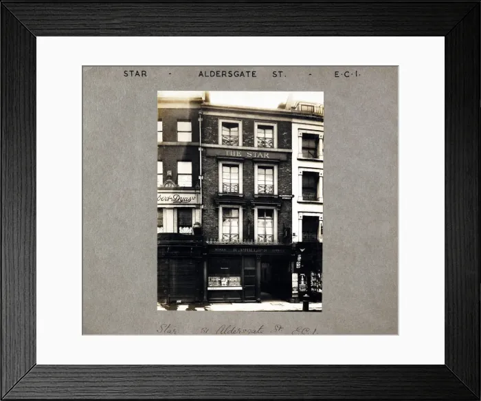 Framed Print : Photograph of Star PH, Aldersgate, London Framed Print : Photograph of Star PH, Aldersgate, London
