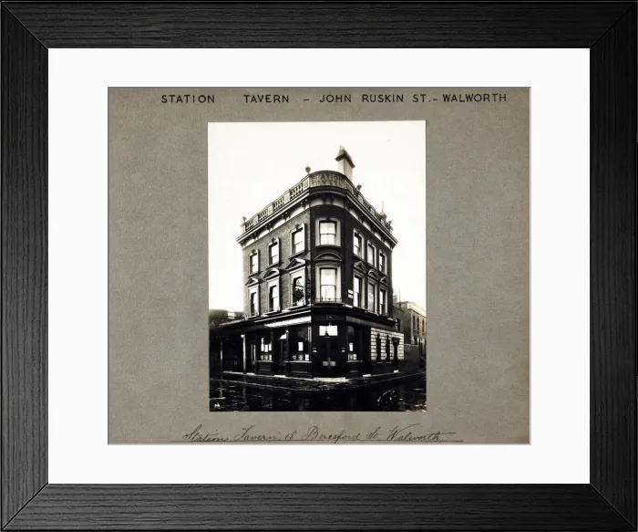 Framed Print : Photograph of Station Tavern, Walworth, London Framed Print : Photograph of Station Tavern, Walworth, London