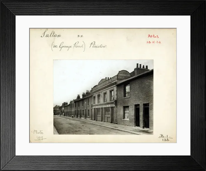 Framed Print : Photograph of Sultan PH, Plaistow, London Framed Print : Photograph of Sultan PH, Plaistow, London