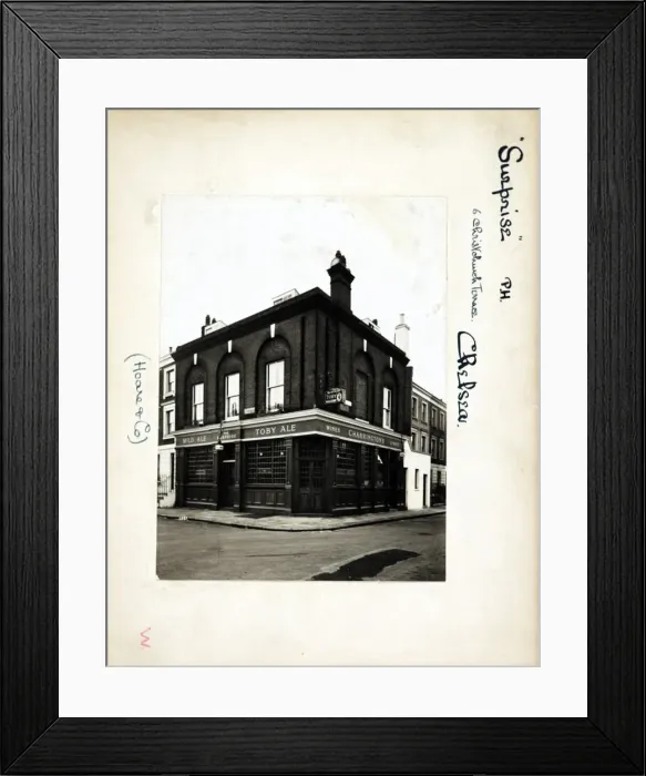 Framed Print : Photograph of Surprise PH, Chelsea, London Framed Print : Photograph of Surprise PH, Chelsea, London