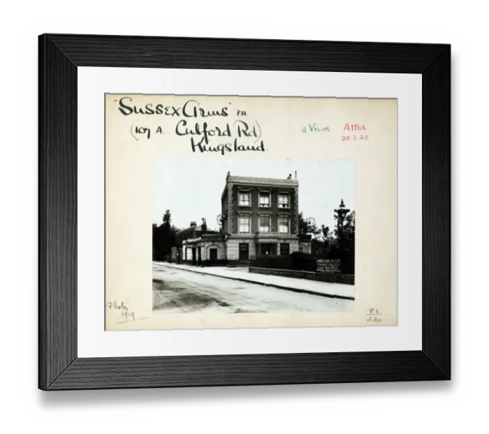 Framed Print : Photograph of Sussex PH, Kingsland, London Framed Print : Photograph of Sussex PH, Kingsland, London