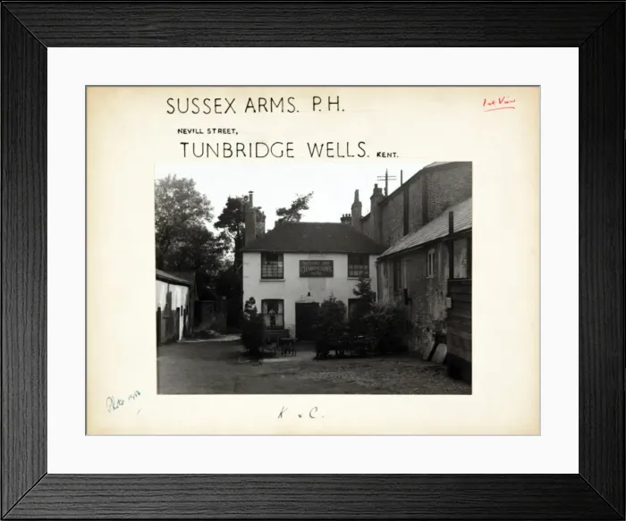 Framed Print : Photograph of Sussex Arms, Tunbridge Wells, Kent Framed Print : Photograph of Sussex Arms, Tunbridge Wells, Kent