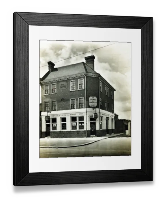 Framed Print : Photograph of Swan PH, Ponders End, Greater London Framed Print : Photograph of Swan PH, Ponders End, Greater London