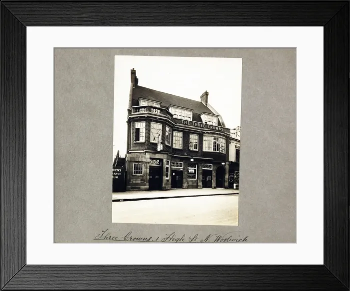 Framed Print : Photograph of Three Crowns PH, North Woolwich, London Framed Print : Photograph of Three Crowns PH, North Woolwich, London