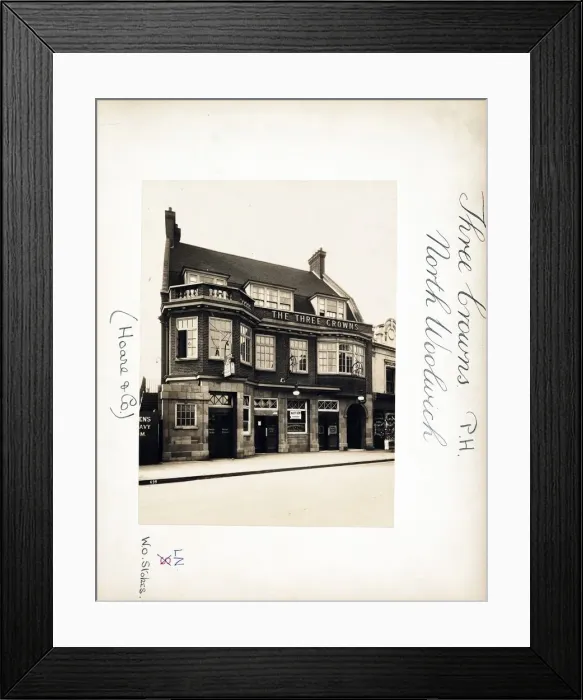 Framed Print : Photograph of Three Crowns PH, North Woolwich, London Framed Print : Photograph of Three Crowns PH, North Woolwich, London