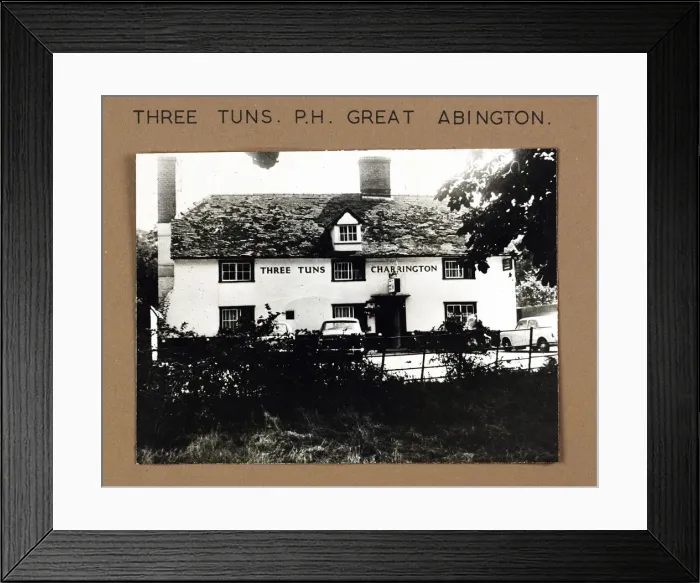 Framed Print : Photograph of Three Tuns PH, Great Abington, Cambridgeshire Framed Print : Photograph of Three Tuns PH, Great Abington, Cambridgeshire
