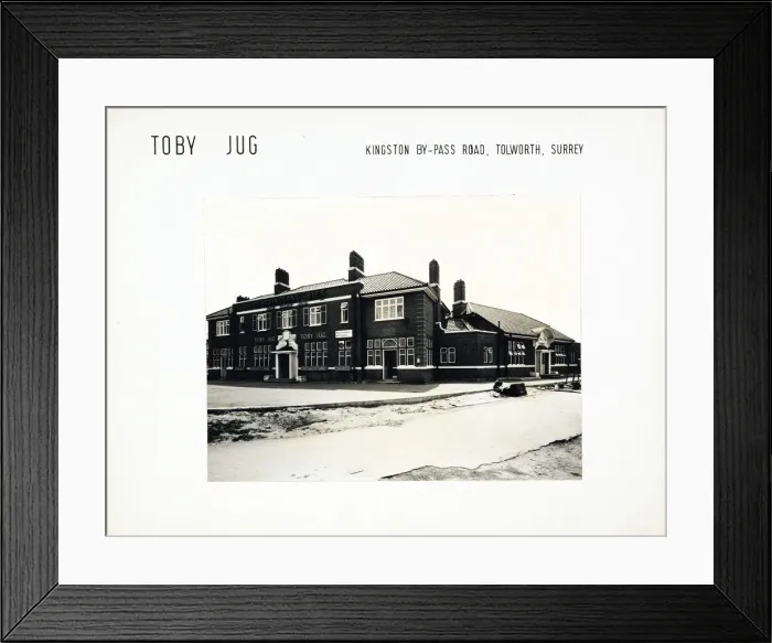 Framed Print : Photograph of Toby Jug PH, Tolworth, Greater London Framed Print : Photograph of Toby Jug PH, Tolworth, Greater London
