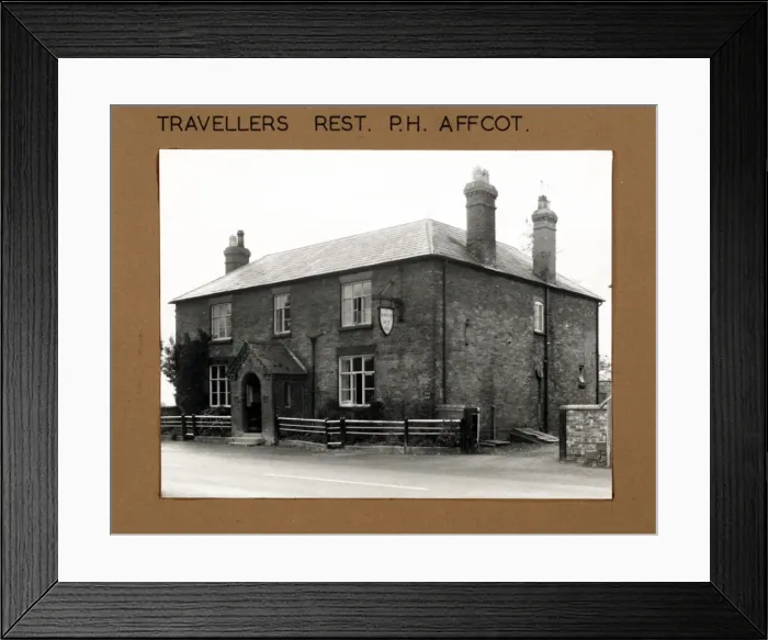 Framed Print : Photograph of Travellers Rest Inn, Affcot, Shropshire Framed Print : Photograph of Travellers Rest Inn, Affcot, Shropshire