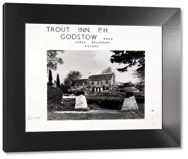 Photograph of Trout Inn, Lower Wolvercott, Oxfordshire