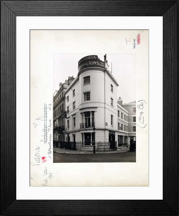 Framed Print : Photograph of Victoria PH, Paddington, London Framed Print : Photograph of Victoria PH, Paddington, London