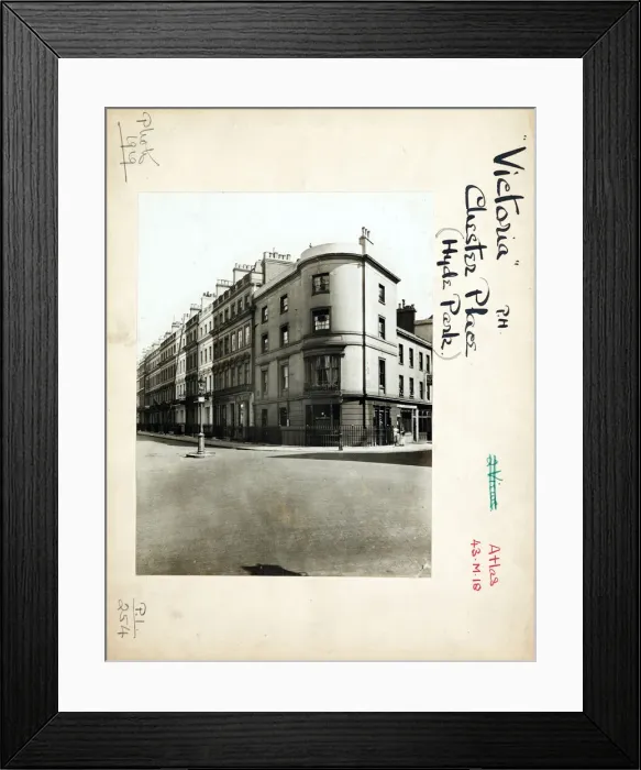 Framed Print : Photograph of Victoria PH, Paddington, London Framed Print : Photograph of Victoria PH, Paddington, London