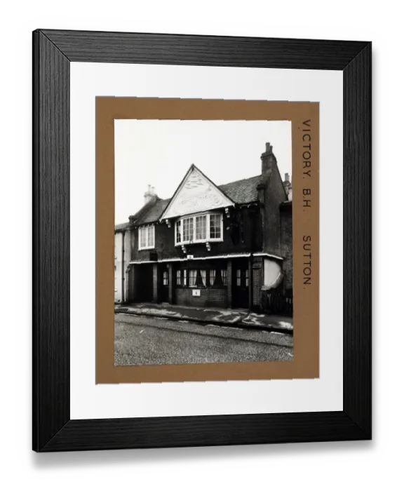Framed Print : Photograph of Victory PH, Sutton, Surrey Framed Print : Photograph of Victory PH, Sutton, Surrey