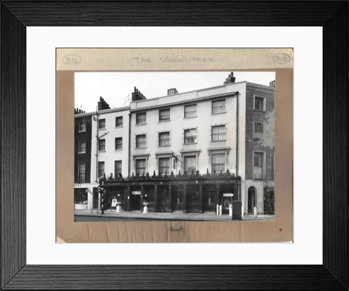 Framed Print : Photograph of Volunteer PH, Baker Street, London Framed Print : Photograph of Volunteer PH, Baker Street, London