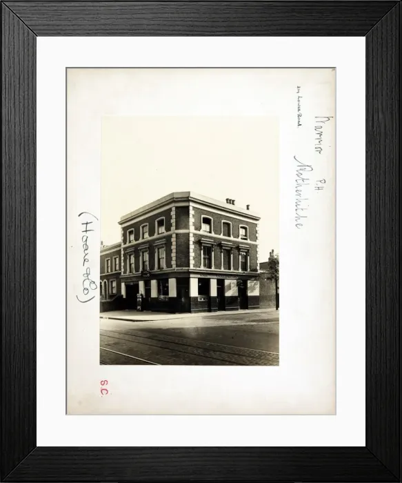 Framed Print : Photograph of Warrior PH, Rotherhithe, London Framed Print : Photograph of Warrior PH, Rotherhithe, London
