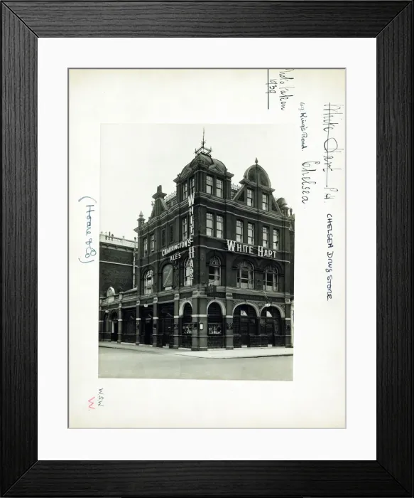 Framed Print : Photograph of White Hart PH, Chelsea, London Framed Print : Photograph of White Hart PH, Chelsea, London