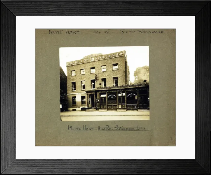 Framed Print : Photograph of White Hart PH, South Woodford, London Framed Print : Photograph of White Hart PH, South Woodford, London