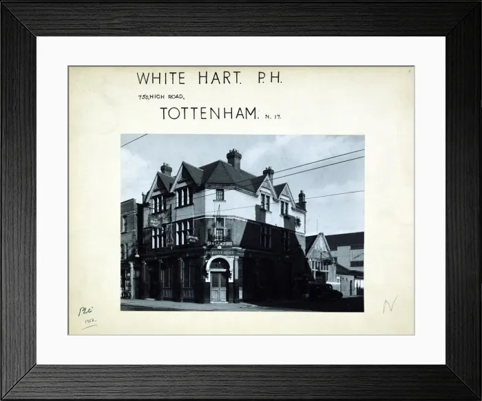 Framed Print : Photograph of White Hart PH, Tottenham, London Framed Print : Photograph of White Hart PH, Tottenham, London