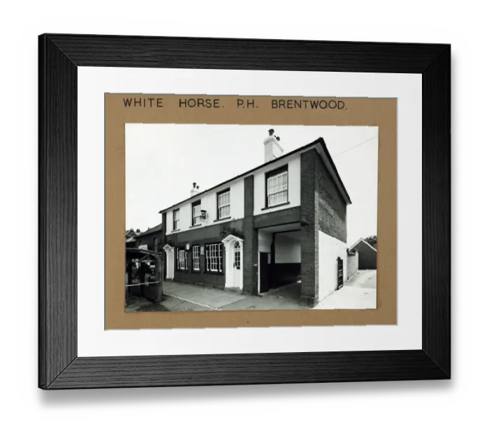 Framed Print : Photograph of White Horse PH, Brentwood, Essex Framed Print : Photograph of White Horse PH, Brentwood, Essex