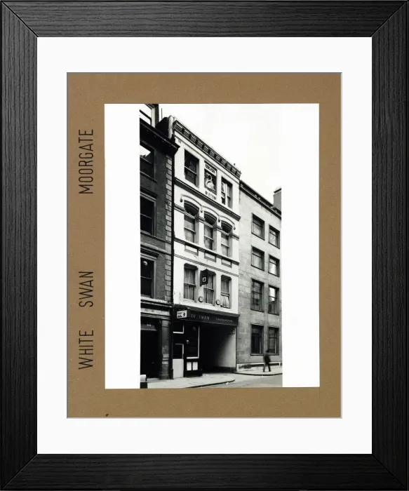 Framed Print : Photograph of White Swan PH, Moorgate, London Framed Print : Photograph of White Swan PH, Moorgate, London