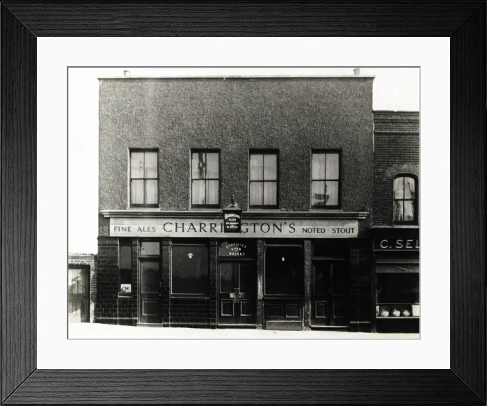 Framed Print : Photograph of Wilsons Arms, Bow, London Framed Print : Photograph of Wilsons Arms, Bow, London