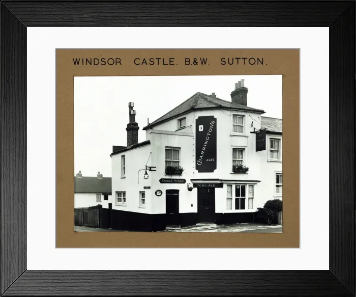 Framed Print : Photograph of Windsor Castle PH, Sutton, Surrey Framed Print : Photograph of Windsor Castle PH, Sutton, Surrey