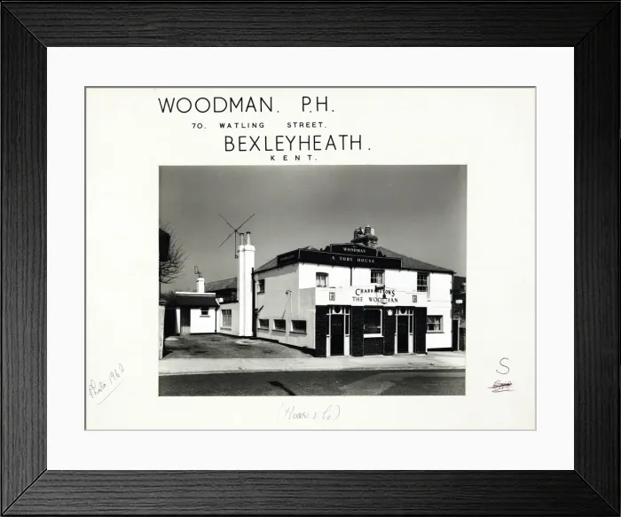 Framed Print : Photograph of Woodman PH, Bexleyheath, Greater London Framed Print : Photograph of Woodman PH, Bexleyheath, Greater London