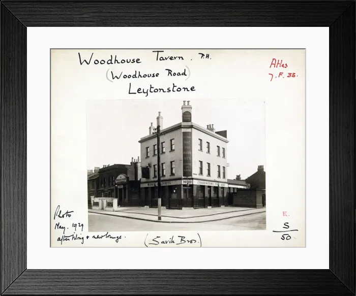 Framed Print : Photograph of Woodhouse Tavern, Leytonstone, London Framed Print : Photograph of Woodhouse Tavern, Leytonstone, London