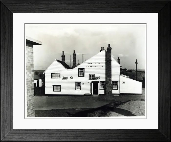 Framed Print : Photograph of Worlds End PH, Tilbury, Essex Framed Print : Photograph of Worlds End PH, Tilbury, Essex