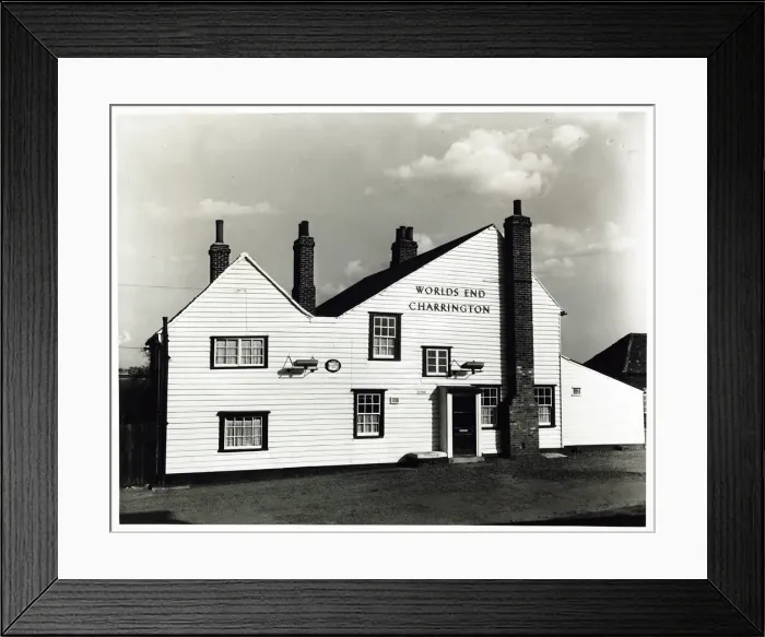 Framed Print : Photograph of Worlds End PH, Tilbury, Essex Framed Print : Photograph of Worlds End PH, Tilbury, Essex