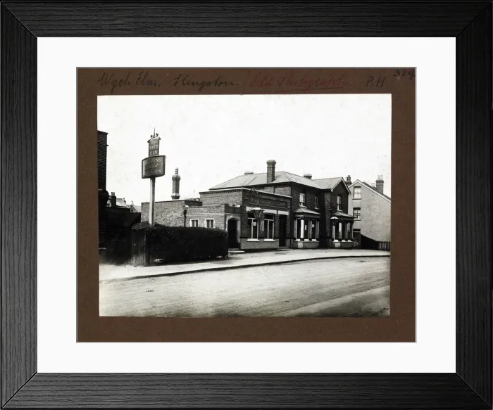 Framed Print : Photograph of Wych Elm PH, Kingston, Surrey Framed Print : Photograph of Wych Elm PH, Kingston, Surrey