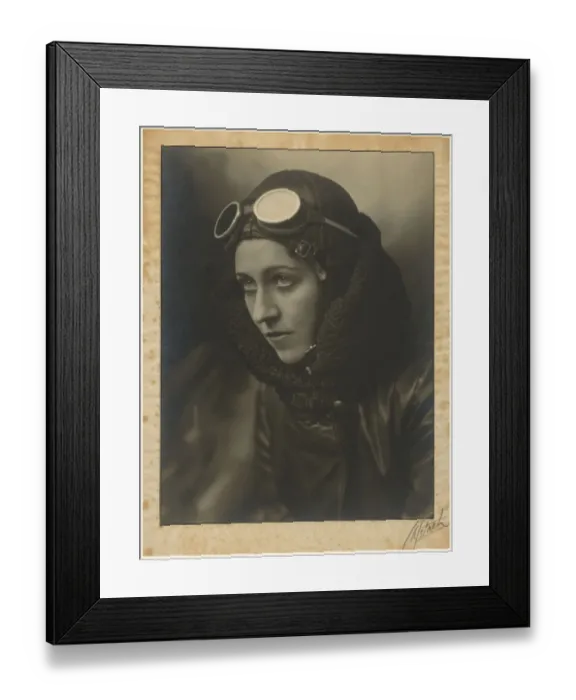 Framed Print : Amy Johnson - pioneering English pilot Framed Print : Amy Johnson - pioneering English pilot