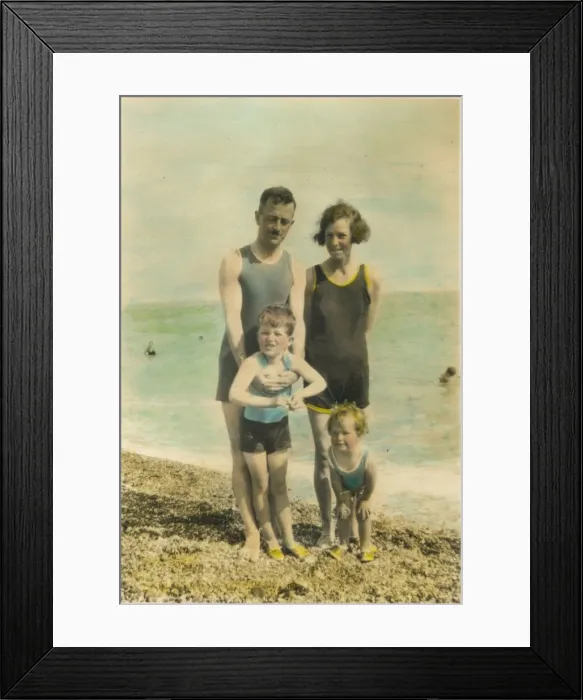 Framed Print : Colour photograph of a family on the beach at Bognor Regis, 1920s. Date: 1920s Framed Print : Colour photograph of a family on the beach at Bognor Regis, 1920s. Date: 1920s