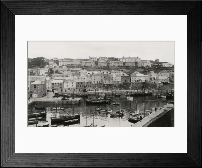 Framed Print : Mevagissey harbour, Cornwall Framed Print : Mevagissey harbour, Cornwall