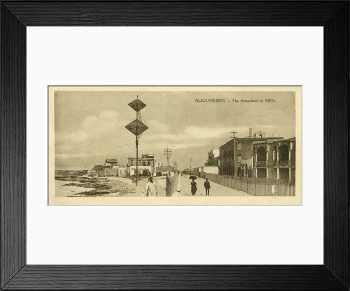 Framed Print : insertcaption Date: circa 1920s Framed Print : insertcaption Date: circa 1920s