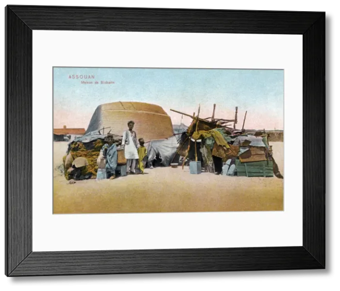 Framed Print : insertcaption Date: circa 1920s Framed Print : insertcaption Date: circa 1920s