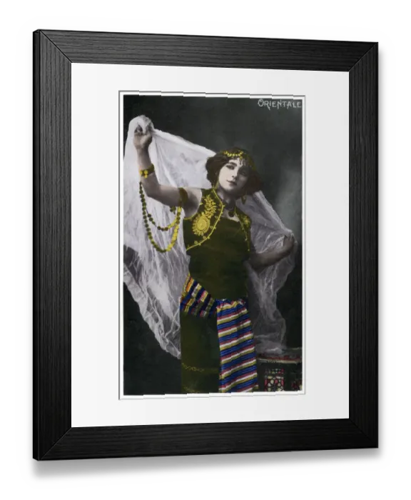 Framed Print : insertcaption Date: circa 1920s Framed Print : insertcaption Date: circa 1920s