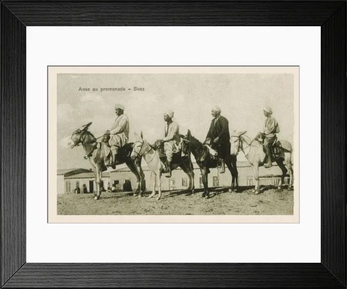 Framed Print : insertcaption Date: circa 1920s Framed Print : insertcaption Date: circa 1920s