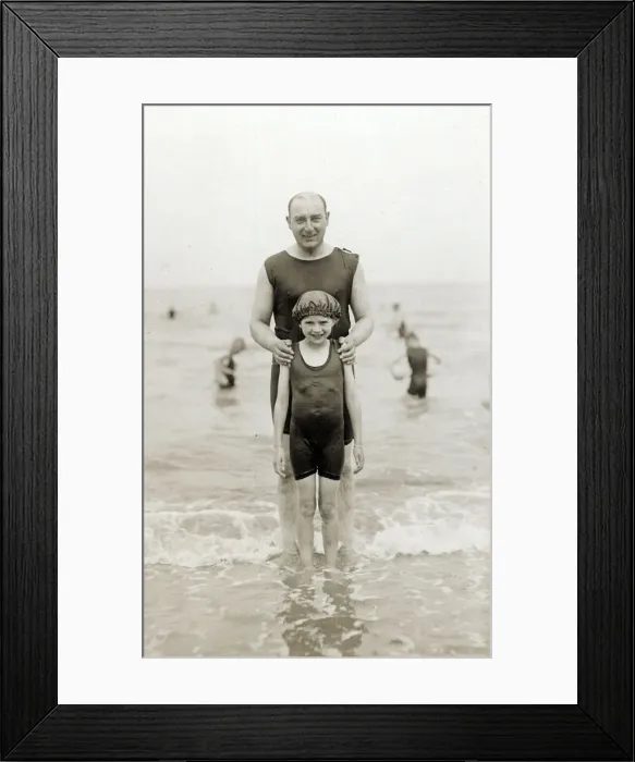 Framed Print : insertcaption Date: circa 1920s Framed Print : insertcaption Date: circa 1920s