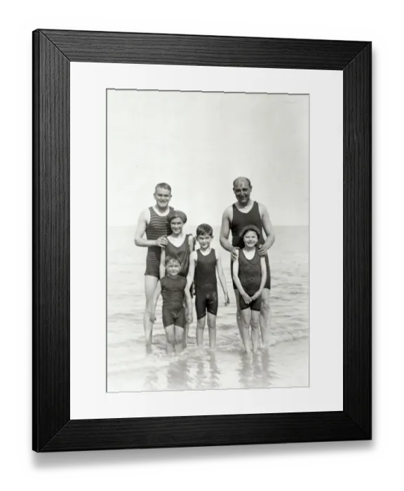 Framed Print : insertcaption Date: circa 1920s Framed Print : insertcaption Date: circa 1920s