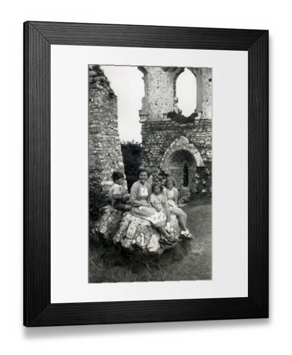 Framed Print : insertcaption Date: circa 1920s Framed Print : insertcaption Date: circa 1920s