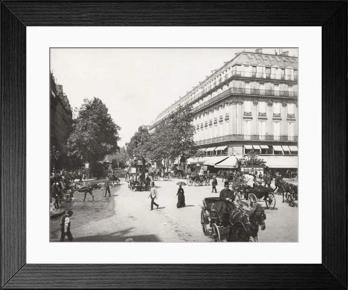 Framed Print : Street scene Paris France Framed Print : Street scene Paris France
