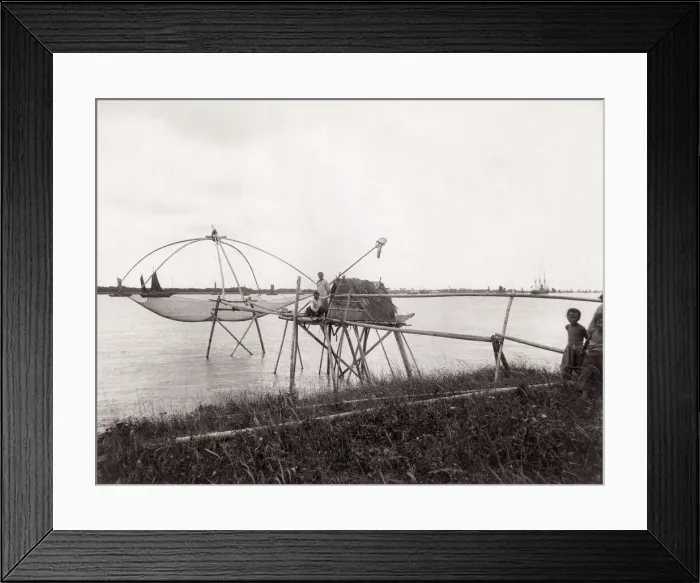 Framed Print : Chinese fishewrmen with their nets, China Framed Print : Chinese fishewrmen with their nets, China