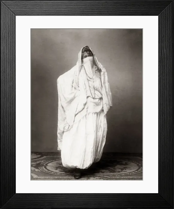 Framed Print : Portrait of veiled woman, North Afrcia, Algeria or Tunisia Framed Print : Portrait of veiled woman, North Afrcia, Algeria or Tunisia