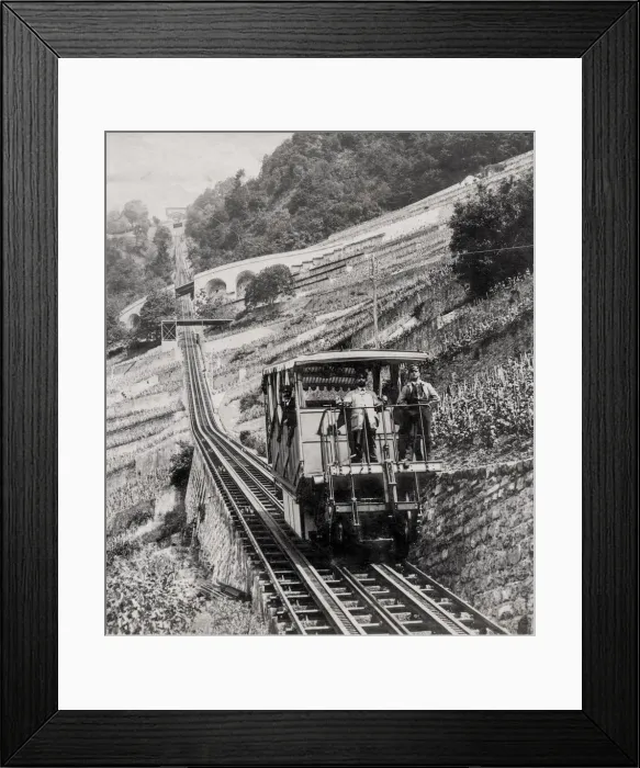 Framed Print : Train on the Rigi funicular railway, Lake Lucerne, Switzerla Framed Print : Train on the Rigi funicular railway, Lake Lucerne, Switzerla